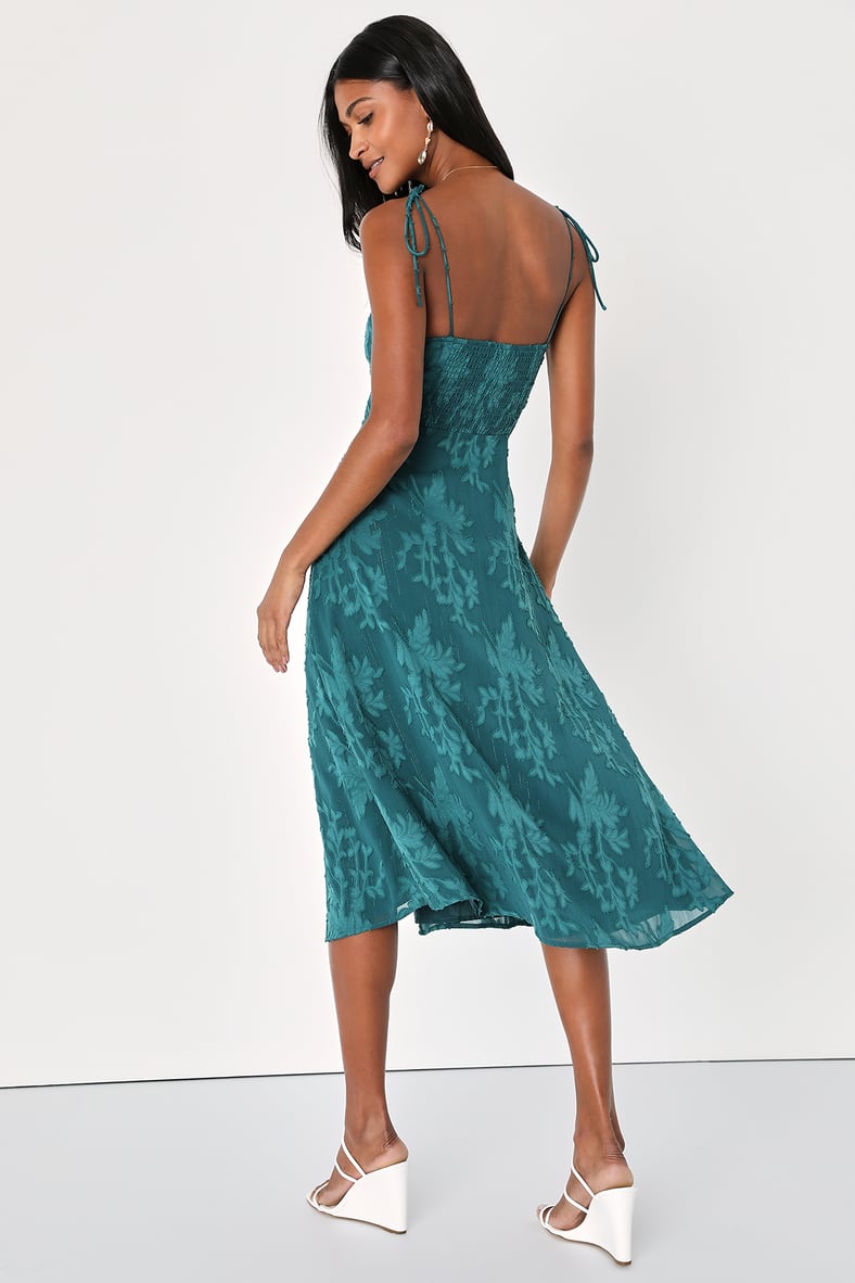 Loveliest Looks Emerald Green Jacquard Tie-Strap Midi Dress