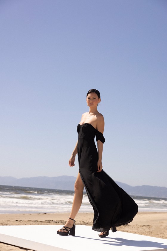 Lulus Dramatic Inspiration Black Off-the-shoulder Bustier Maxi Dress