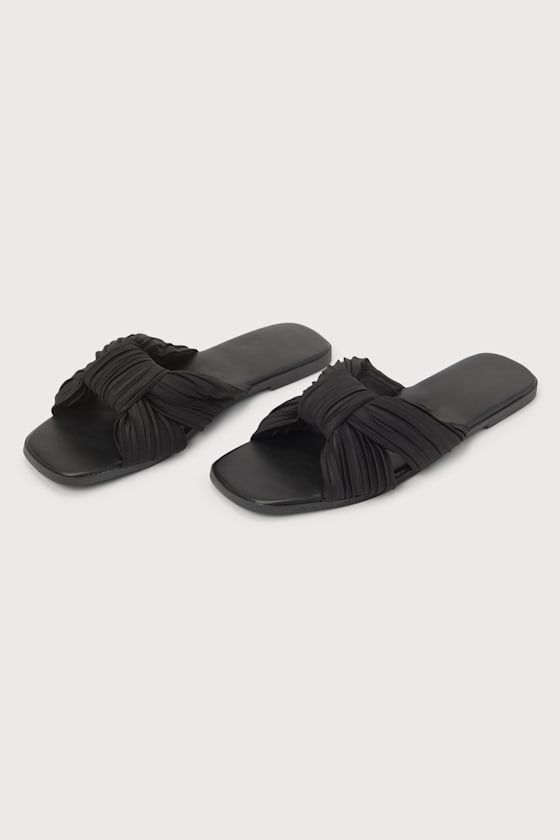 LISA/KN1352: BLACK 1