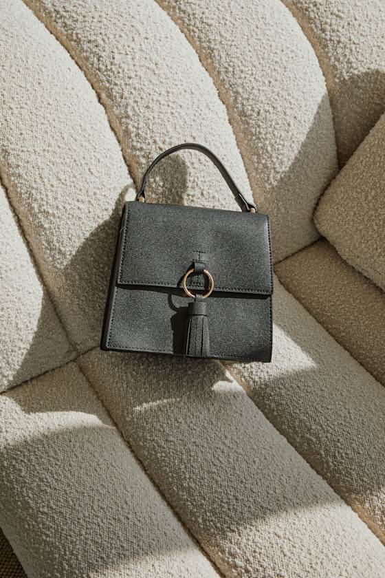 Predictably Posh Black Crossbody Bag 1