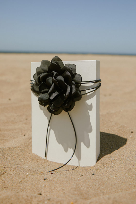 Dramatic Finish Black 3D Flower Choker Necklace 1