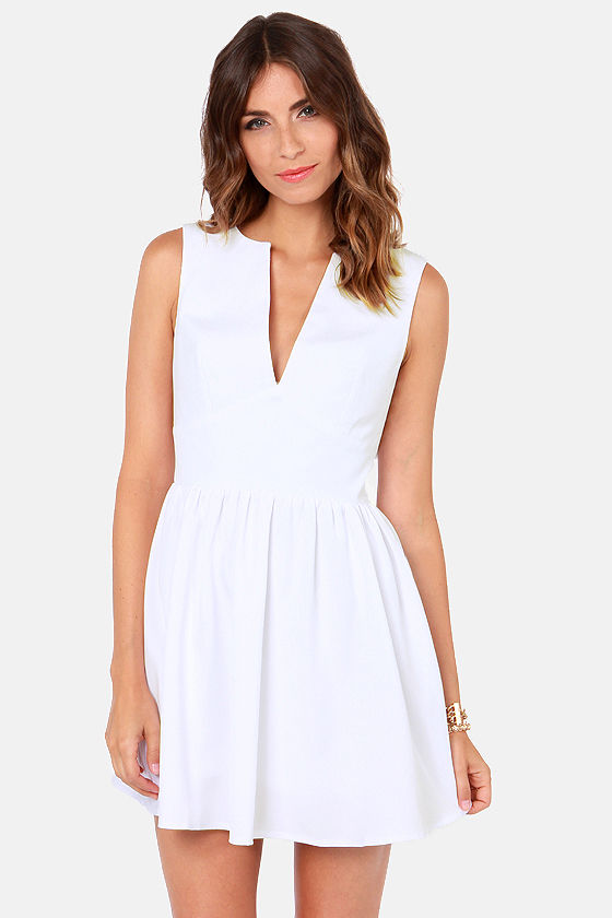 White Sleeveless Dress