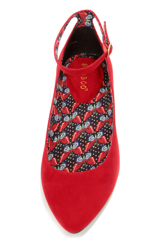pointed velvet flats