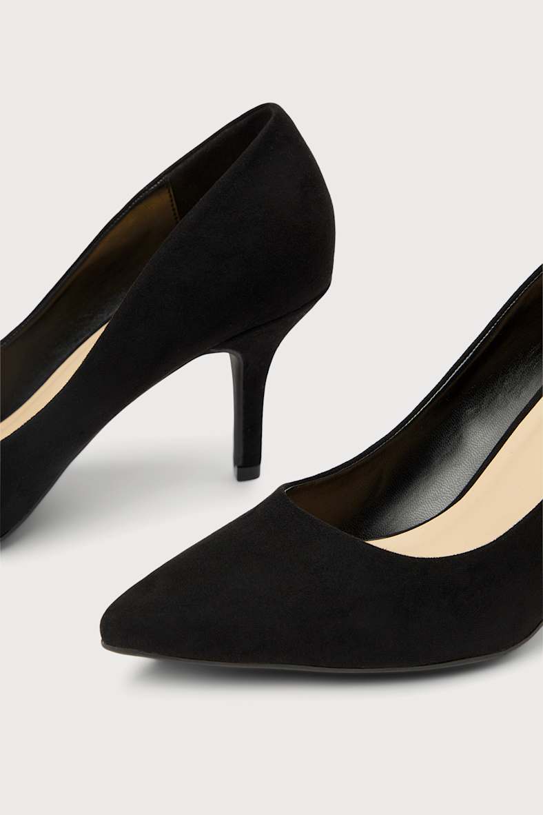 Cute Dresses, Tops, Shoes & Clothing for Women