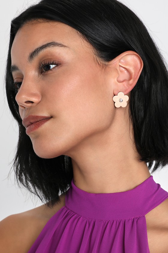 Gold and Pearl Earrings - Flower Stud Earrings - Flower Earrings - Lulus