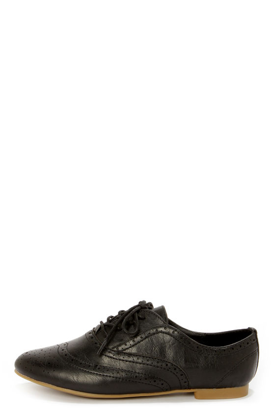 Madden Girl Tremor Black Brogue LaceUp Oxfords 49.00 Lulus