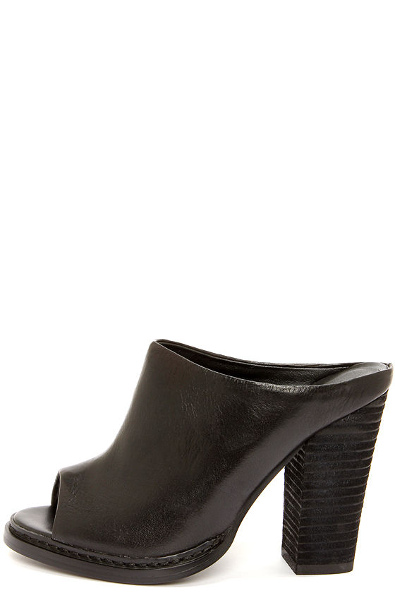 chinese laundry black mules