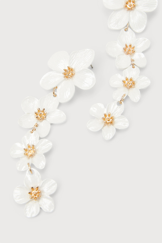 389983-2: WHITE 1