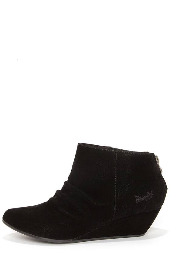 blowfish wedge booties