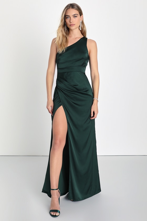 Lulus Dreaming Of Elegance Emerald Satin One-shoulder Maxi Dress In Green
