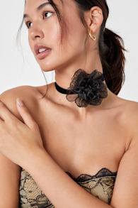 Dramatic Radiance Black Velvet Flower Choker Necklace 1
