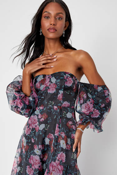 black off the shoulder dress with flowers Noleggia online Long off shoulder black dress with floral pattern by Marchesa Notte