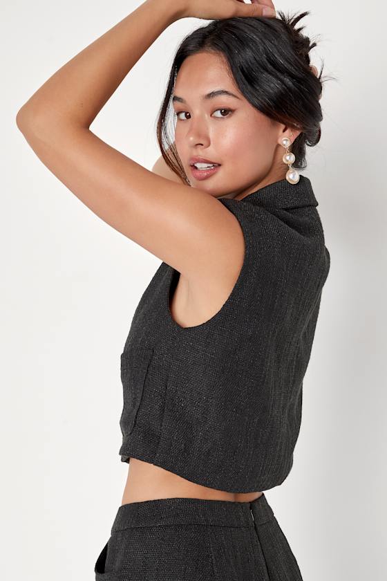 Perfect Company Black Tweed Sleeveless Cropped Blazer