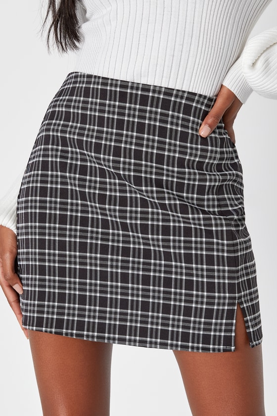 Stylish Plaid Pattern Mini Skirt with Black Buckles main image 1