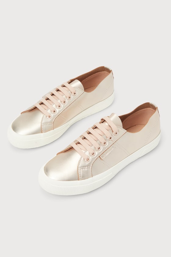Adidas Stan Smith Rose Gold Low Top Sneakers | Rose gold adidas, Top  sneakers, Sneakers