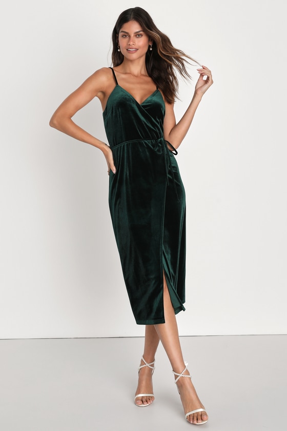 Lulus Undeniable Allure Emerald Green Velvet Surplice Wrap Midi Dress