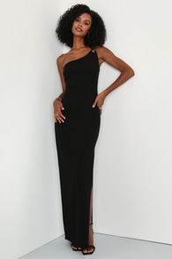 Ultimate Icon Black One-Shoulder Chain Strap Maxi Dress