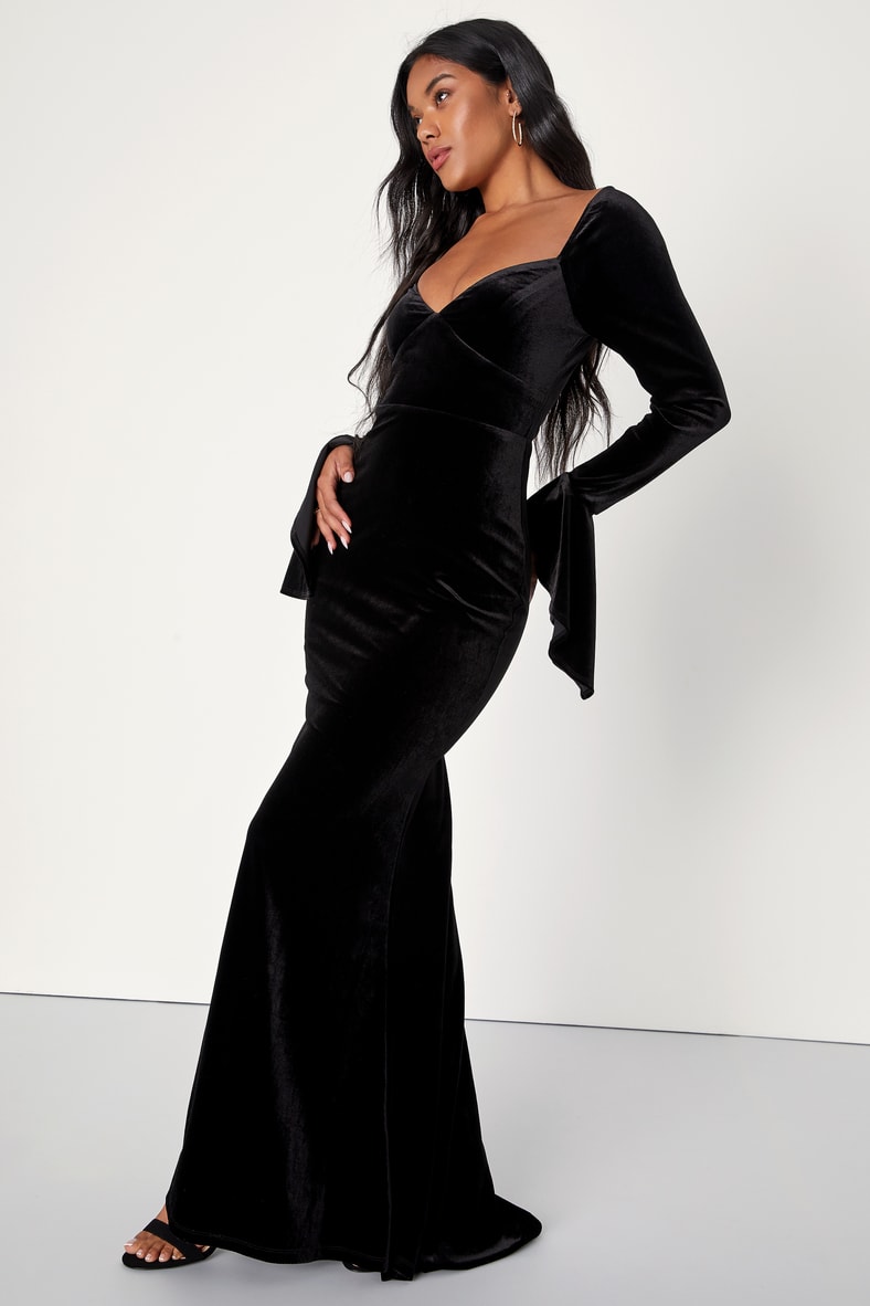 Dramatic Instincts Black Velvet Bell Sleeve Mermaid Maxi Dress