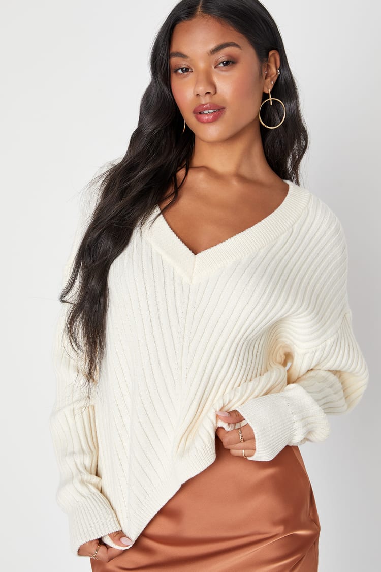 Long White Sweater Women's Different Ways To Wear White Sweater For Different Occasions