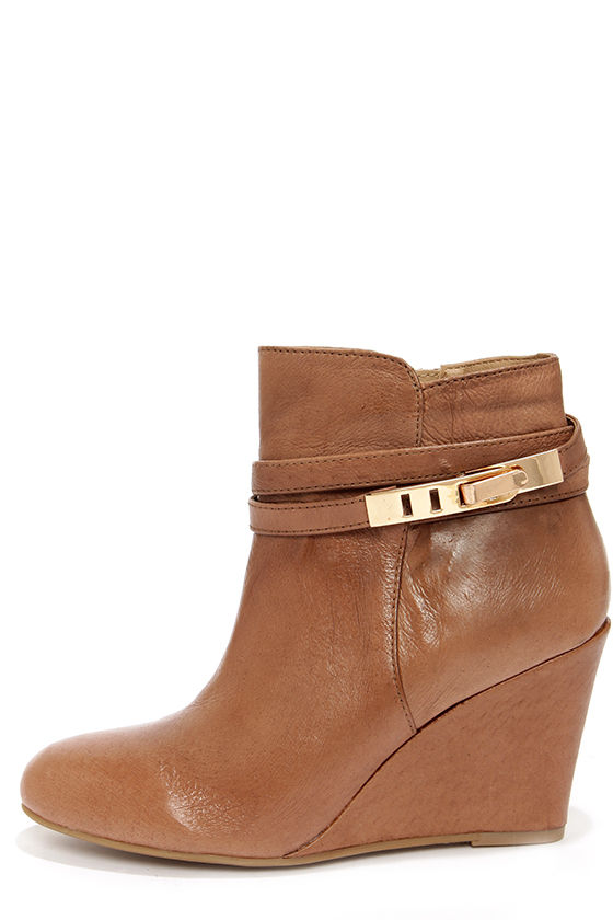 chinese laundry cognac boots