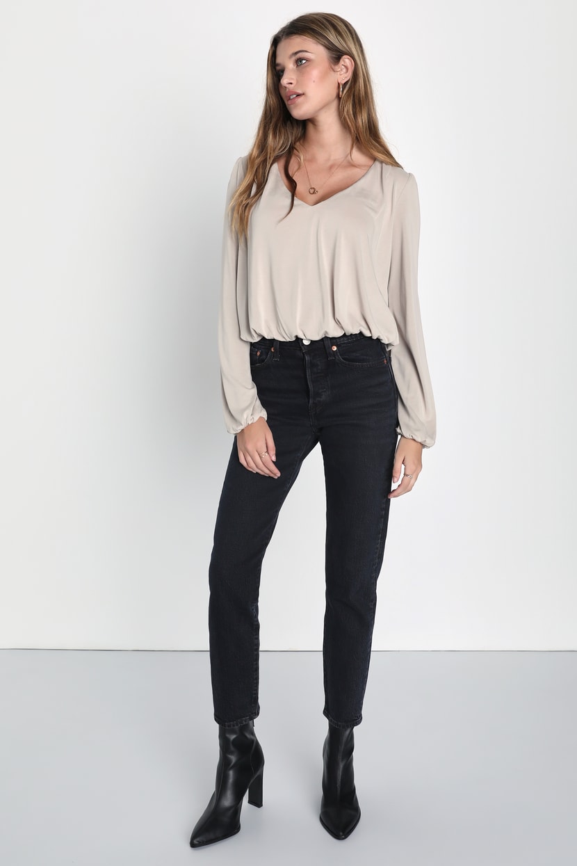 Chic on Repeat Black V-Neck Long Sleeve Top