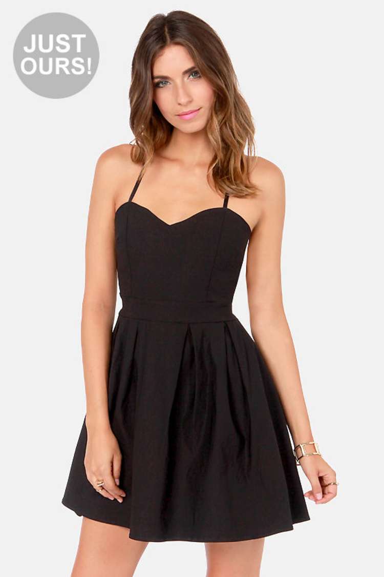 navy blue dress for baby girl Black high neck backless floor-length gown. Flowy, main image 0