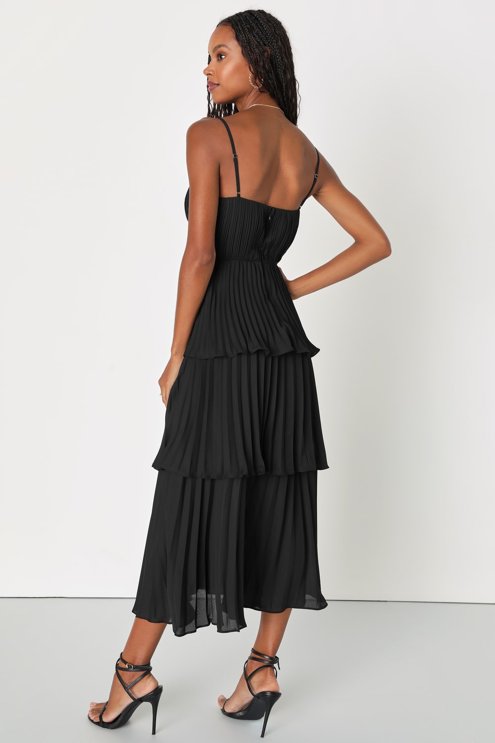 Cute Dresses, Tops, Shoes & Clothing for Women