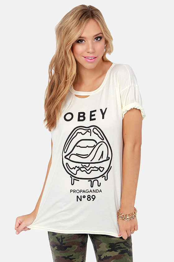 Obey Wet Lips Tee - Cream Tee - Short Sleeve Shirt - $35.00 - Lulus