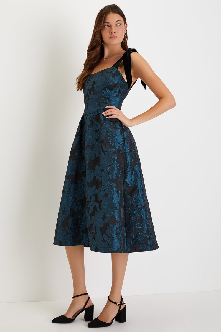 Beyond Graceful Black Floral Jacquard Velvet Tie-Strap Midi Dres Beyond Graceful Black Floral Jacquard Velvet Tie-Strap Midi Dres