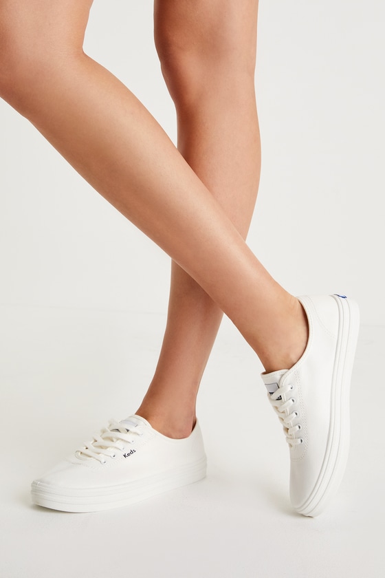 Breezie White Canvas Flatform Sneakers 1