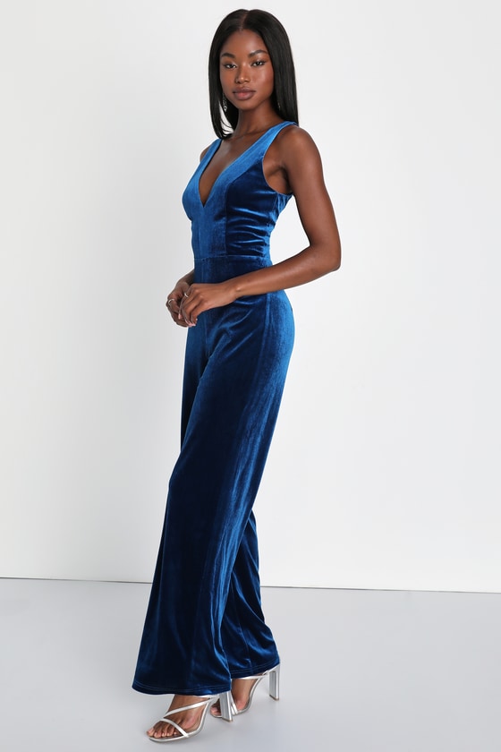 Exceptional Presence Blue Velvet Sleeveless Wide-Leg Jumpsuit 2
