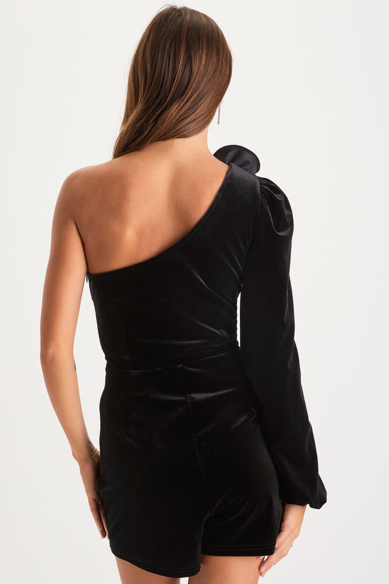 Cute Dresses, Tops, Shoes & Clothing for Women
