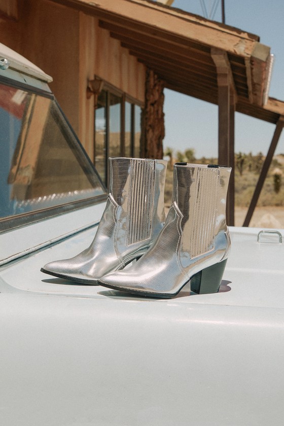 Vaylyn Silver Pointed-Toe Mid-Calf Boots 1