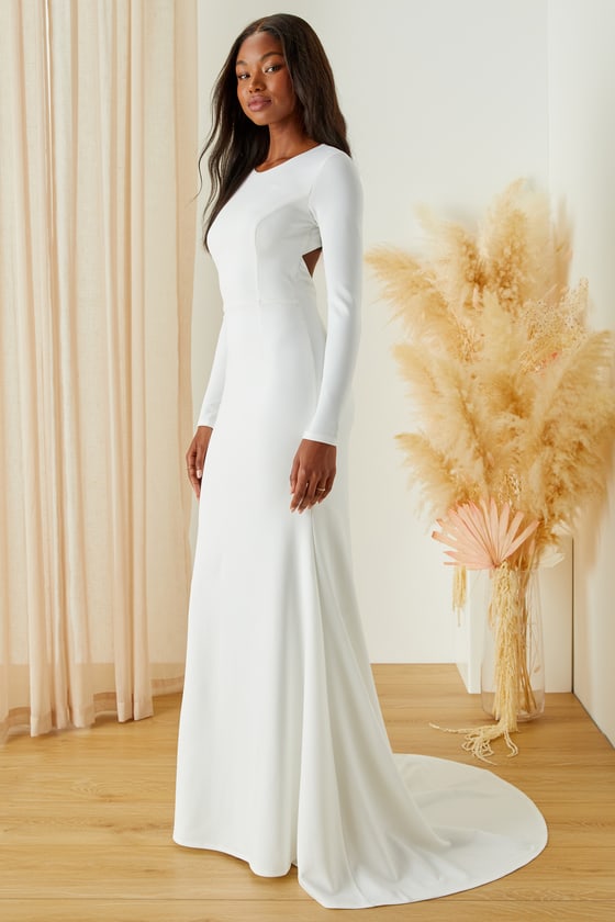 Modest Long Sleeve V-Neck A-line Lace Wedding Dress