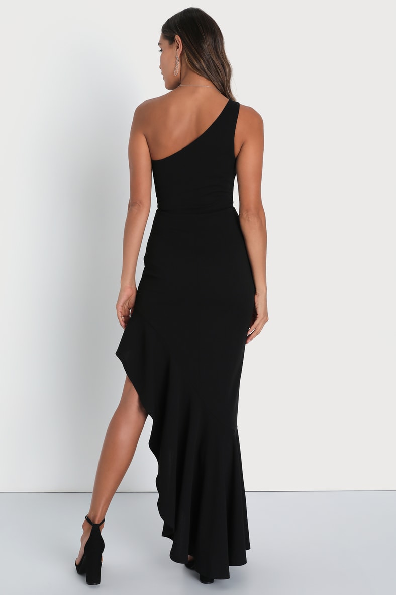 Dramatic Persona Black One-Shoulder Ruffled Maxi Dress