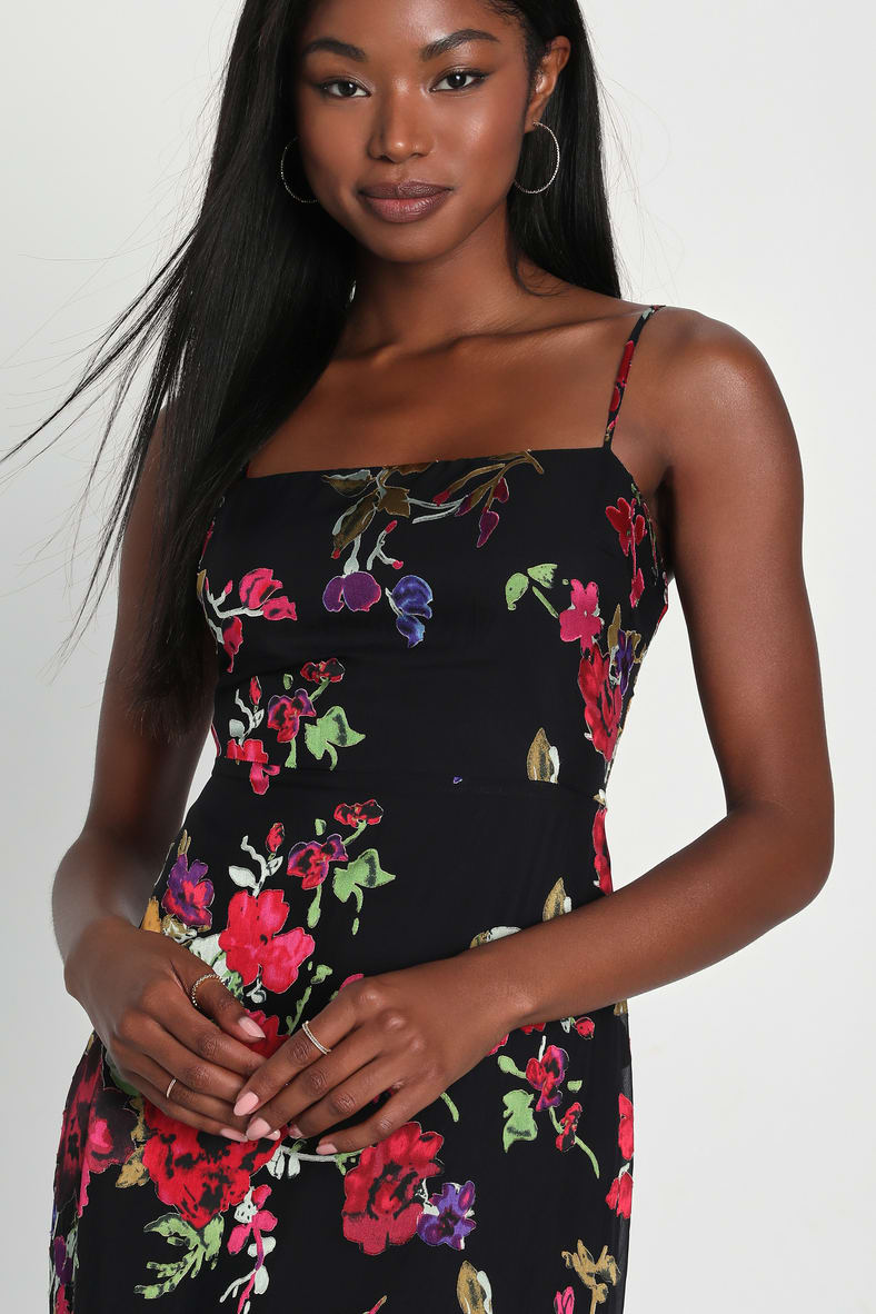 Cute Dresses, Tops, Shoes & Clothing for Women
