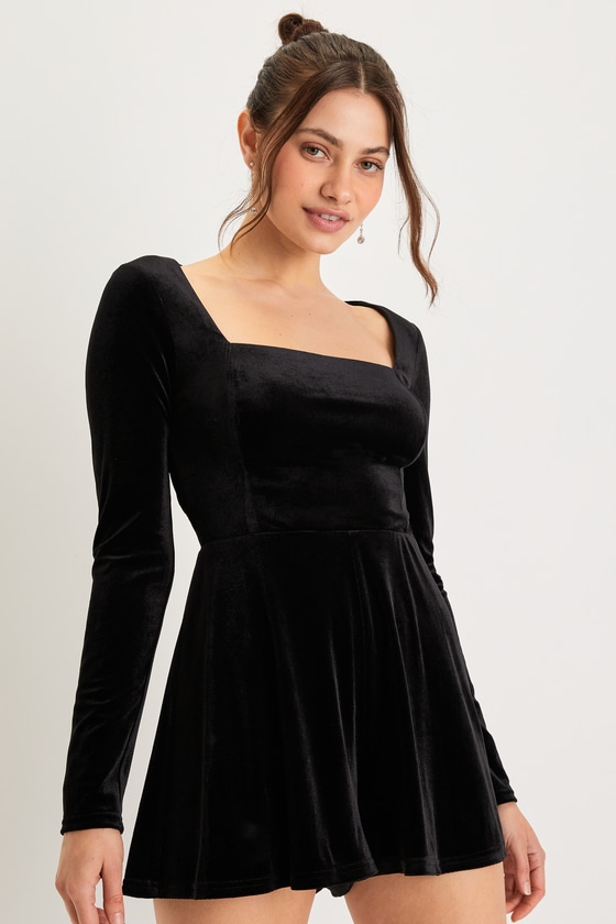 Lulus Feeling Cheery Black Velvet Long Sleeve Tie-back Romper