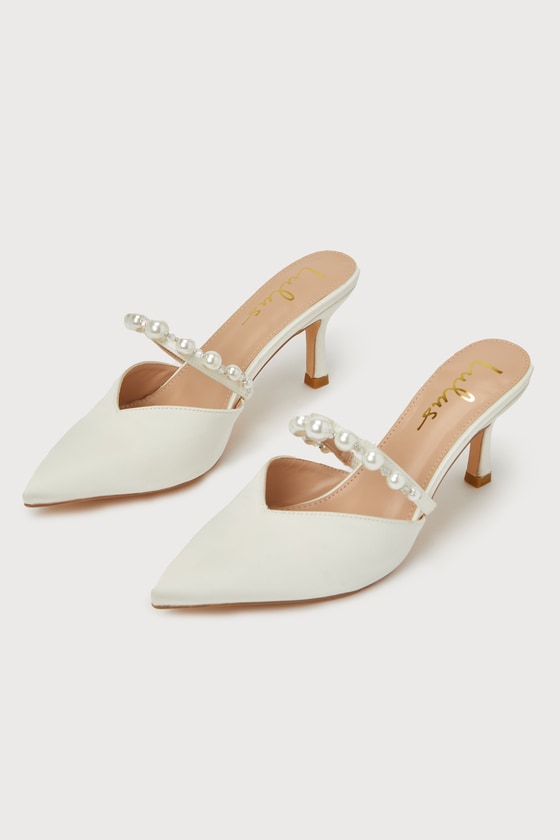 Daryll White Satin Pearl Pointed-Toe Mule Pumps 1