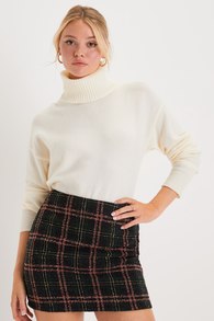 Timelessly Cute Black and Pink Plaid Tweed Mini Skirt 5