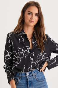 Artistically Chic Black and White Abstract Print Button-Up Top