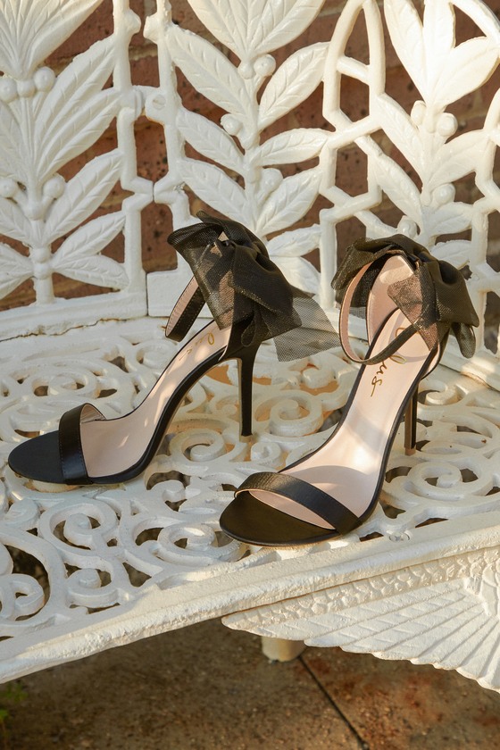 GG HIGH - HEEL SANDAL BLACK FABRIC ATTACH BOW