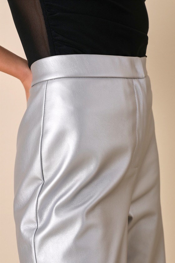 Men Pants Style CADIZ silver STRAIGHT ➜ at BRAX!