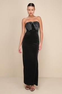 Dramatic Stunner Navy Velvet Bow Strapless Maxi Dress