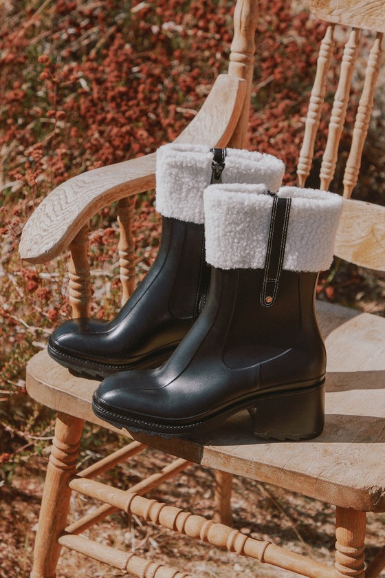 Chayy Black Faux Fur Mid-Calf Boots 1