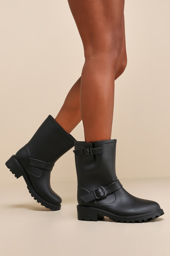 Licenta Black Lug Sole Buckle Mid-Calf Rain Boots