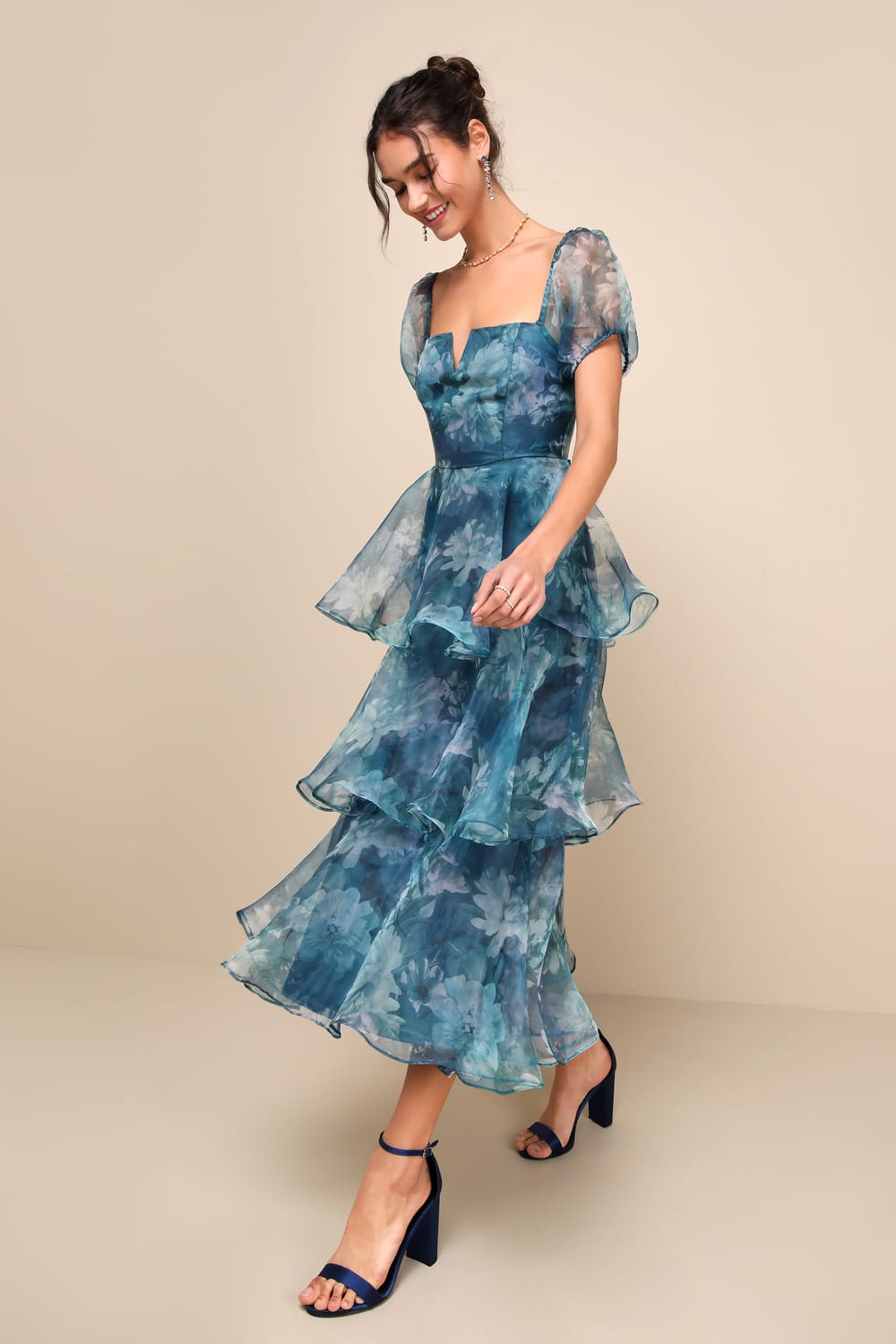 Cute Dresses, Tops, Shoes & Clothing for Women