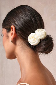 Darling Poise Ivory Flower 2-Piece Hair Tie Set