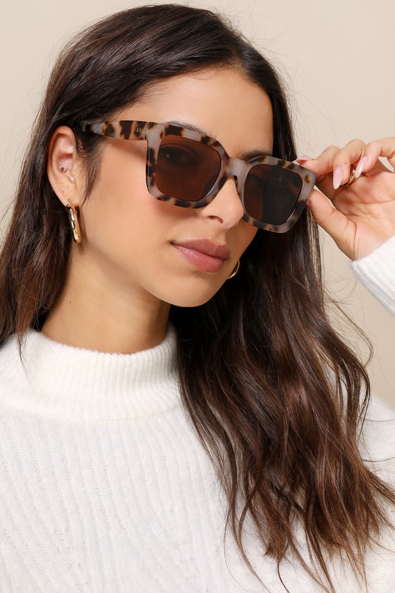 Abstraction Grey Tortoise Oversized Square Sunglasses 1
