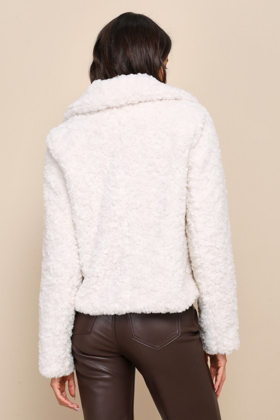 【LOULOUSEOUL】Fluffy Double Fur Jacket (Ivory) Designer fashion, Seoul-fully created | W Concept