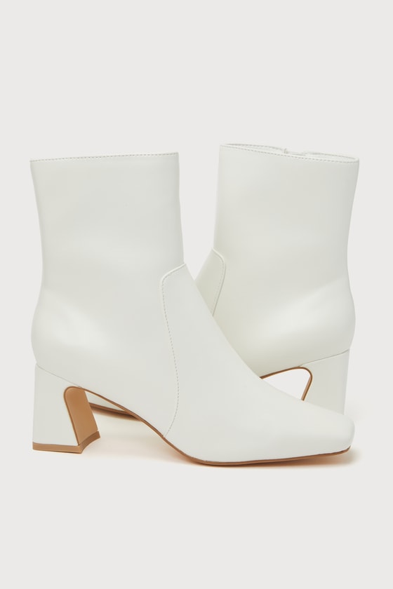 Stacked Heel Low Heel Ankle V-Slit Side Cutout Closed Toe Booties -Snake  White